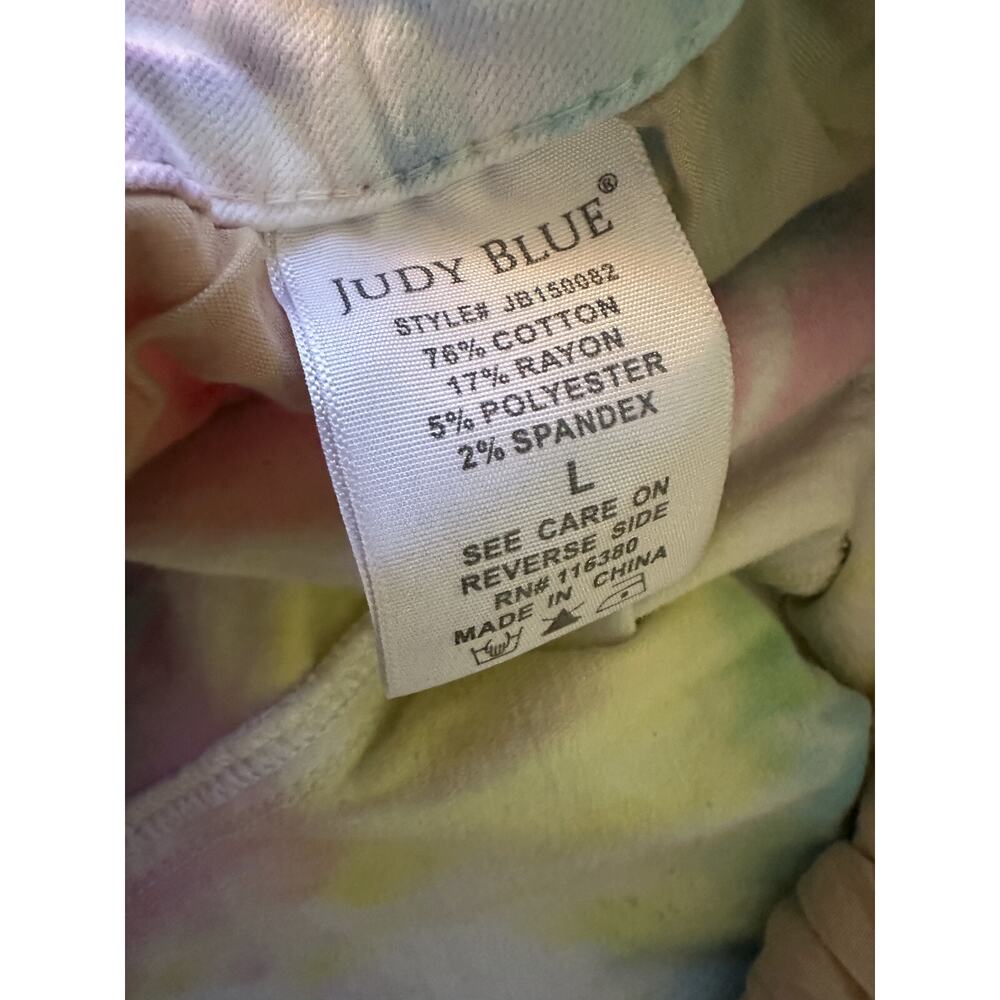 ✨2/$20 Judy Blue Swirl Tie Dye Raw Cut Off Denim Shorts Large Summer Festival - Picture 7 of 16